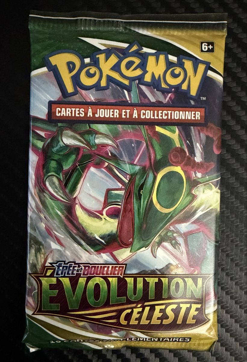 Pokémon Carte collezionabili: Pokémon Booster Évolution Céleste FR Rayquaza Scellé – Nuovo e nell'imballaggio originale da La Chaux-de-Fonds venduto da CatchEmCardzz