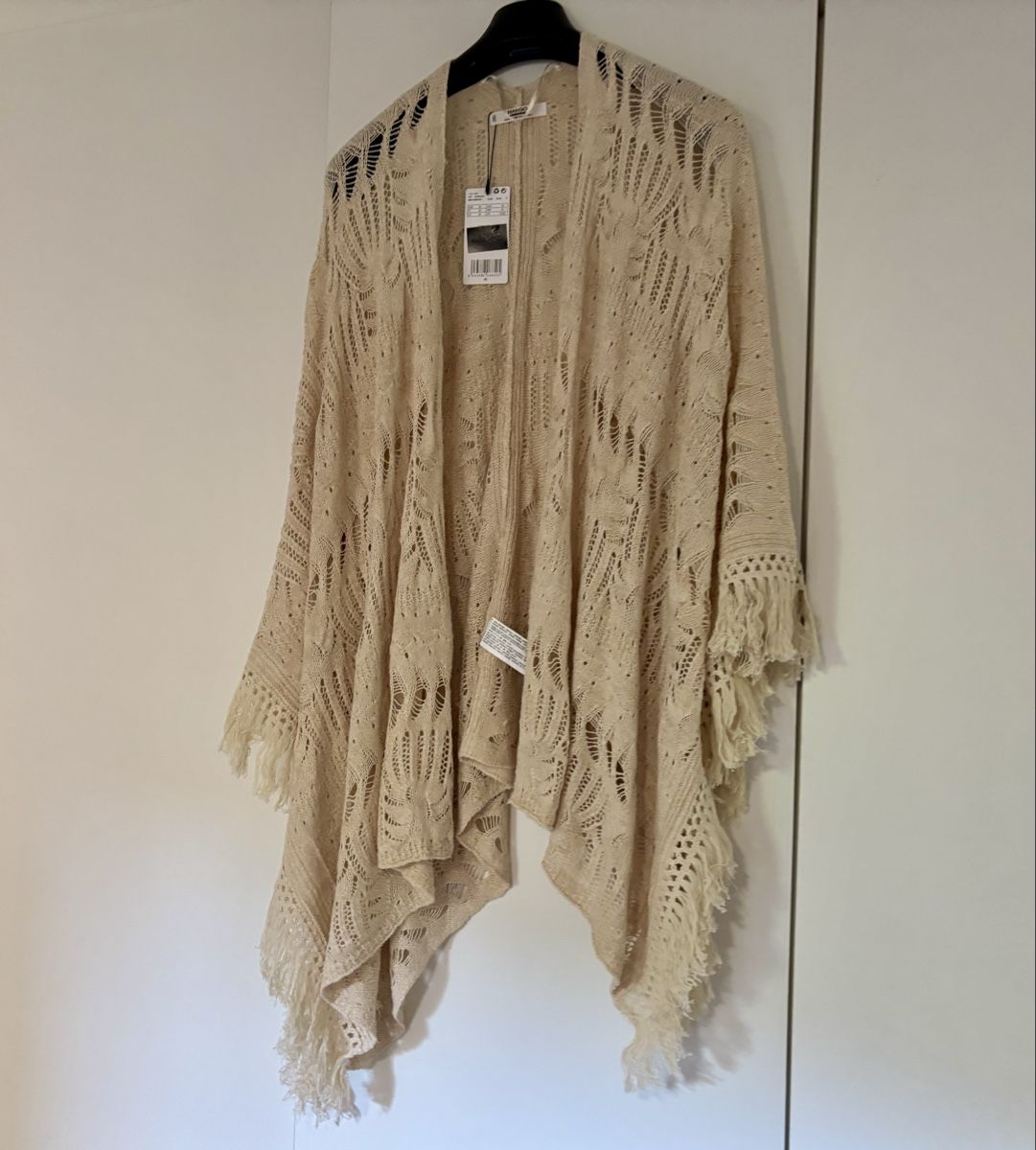 Mango Jacken: Mango Strickjacke beige neu mit Etikett – Neu und originalverpackt aus Baden von Tiffany6878 1