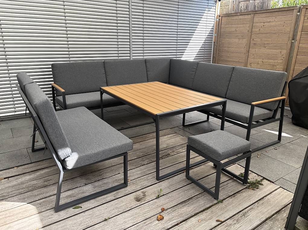 Set di tavolo e panche: Garten Dining Lounge – Usato da Oberkirch LU venduto da innominate13