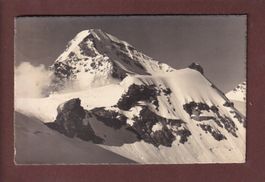 Station JUNGFRAUJOCH - Mönch und Sphinx