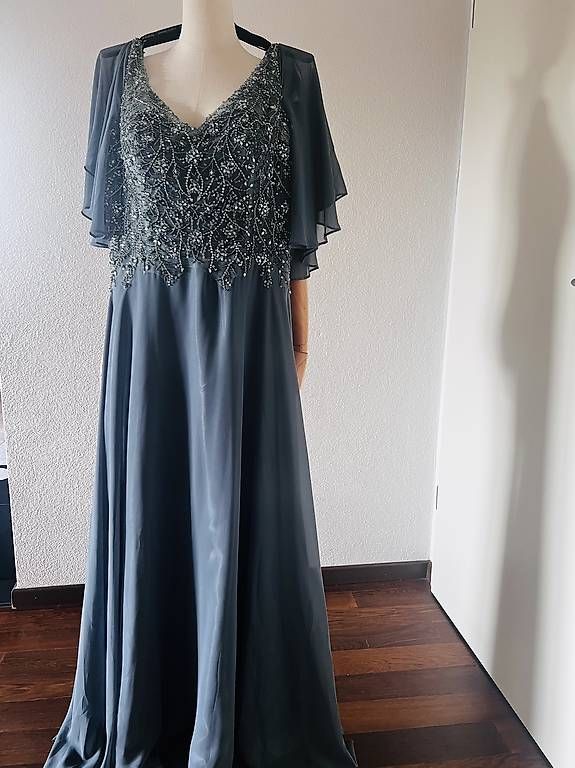 Kleider: Abendkleid Plussize  – Gebraucht aus Winterthur von Anjarys 1