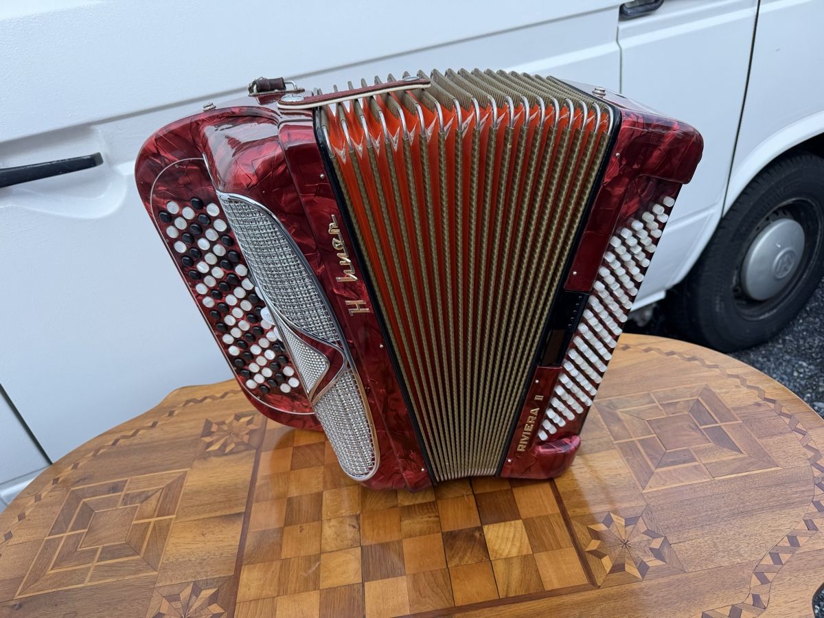 Hohner Strumenti musicali: Handorgel Hohner Riviera || – Usato da Domdidier venduto da Watch3210 3