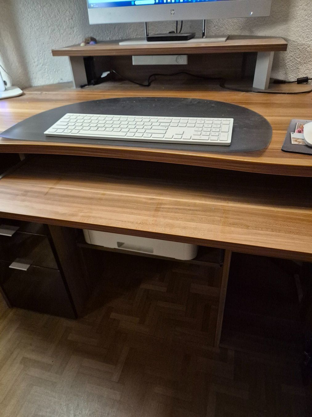 Scrivanie: Eckpult/ Computer Schreibtisch – Usato da Arlesheim venduto da Bmw3204 1