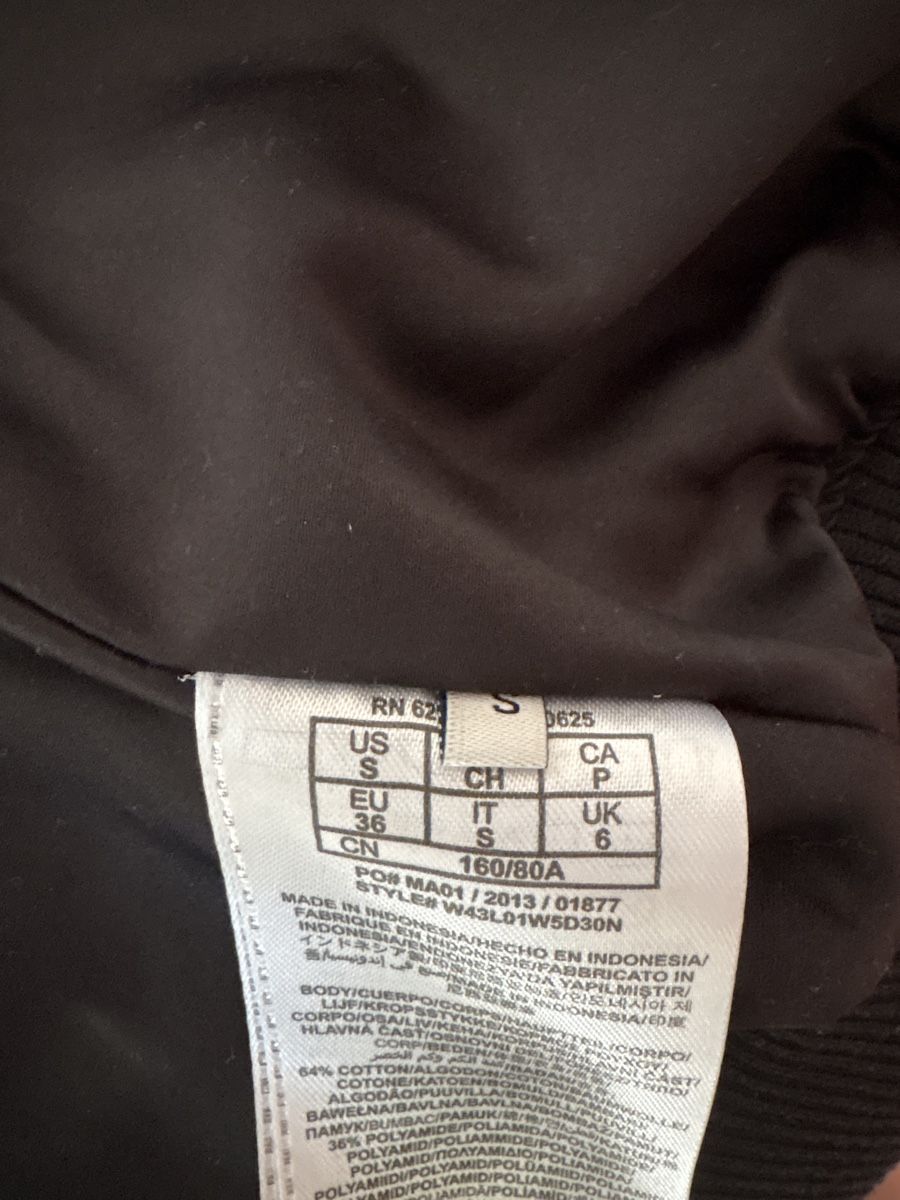 Guess Giacche: Bomber GUESS – Usato da Préverenges venduto da Gilchris 3