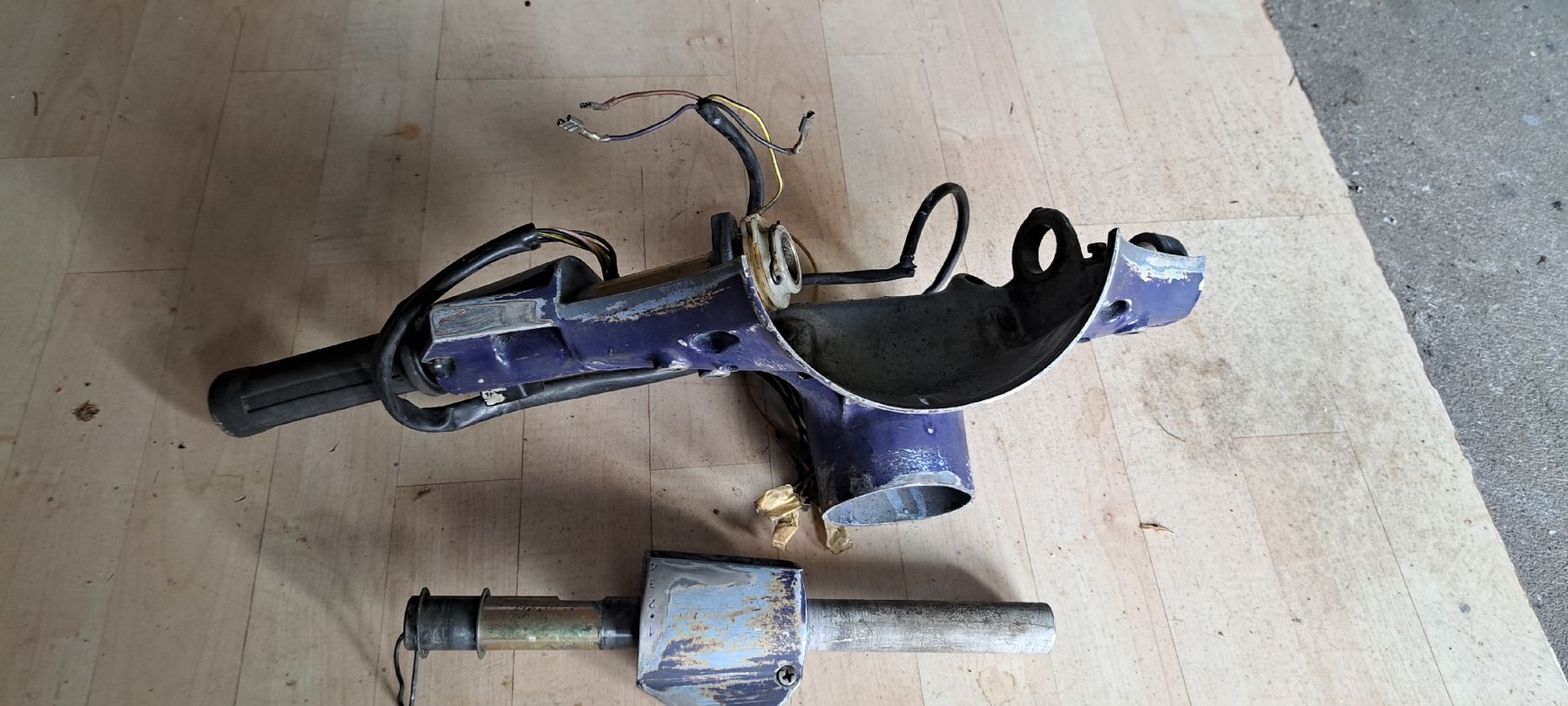 Vespa Tutti pezzi di ricambio per scooter: Vespa Piaggio PX Lenker – Usato da Füllinsdorf venduto da Borgirosi 1