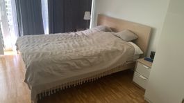Bett 2m x 1,8m