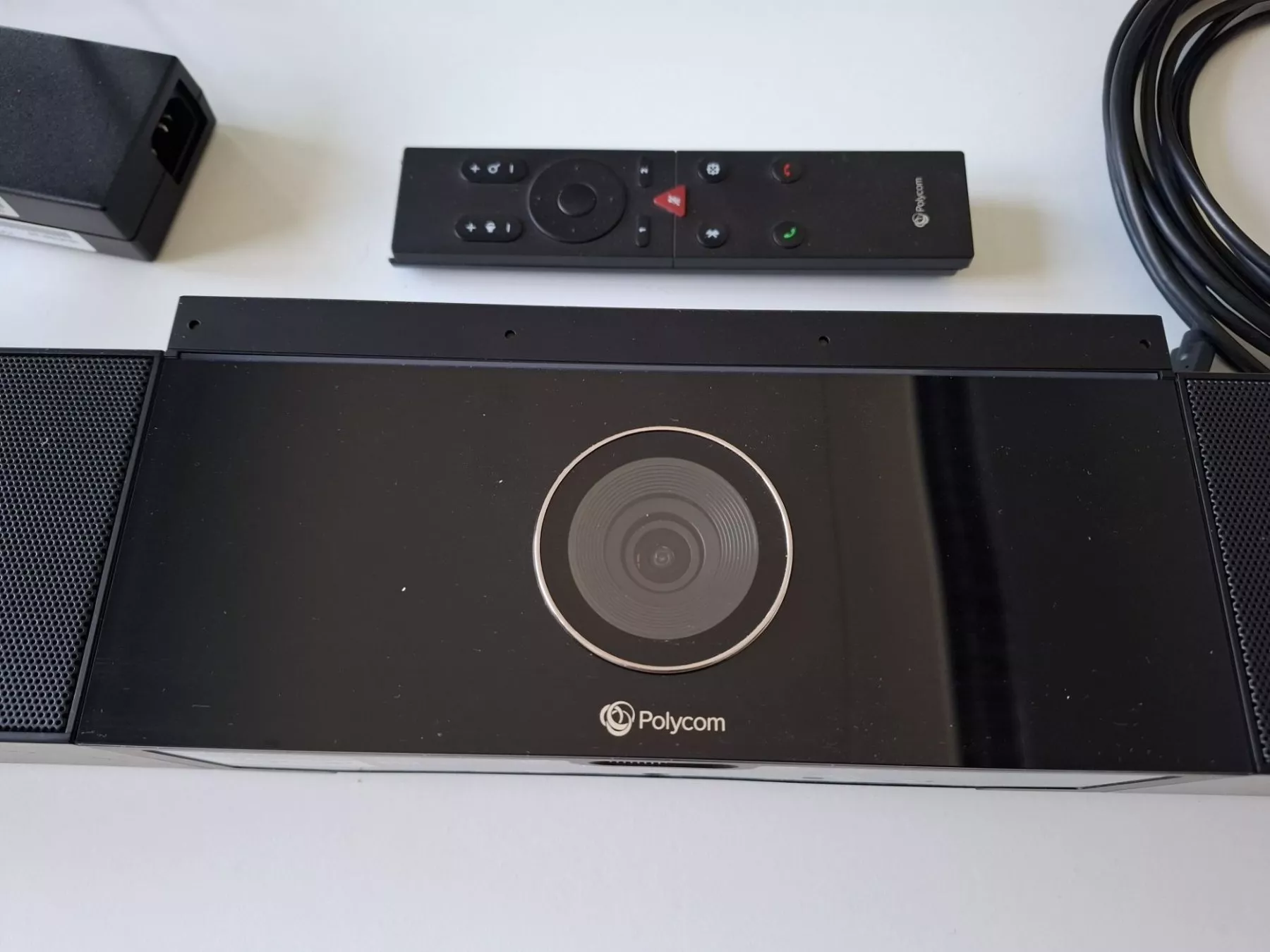 Polycom Webcam: Videokonferenzsystem POLYCOM Studio P009 – Usato da Zürich venduto da Barcley