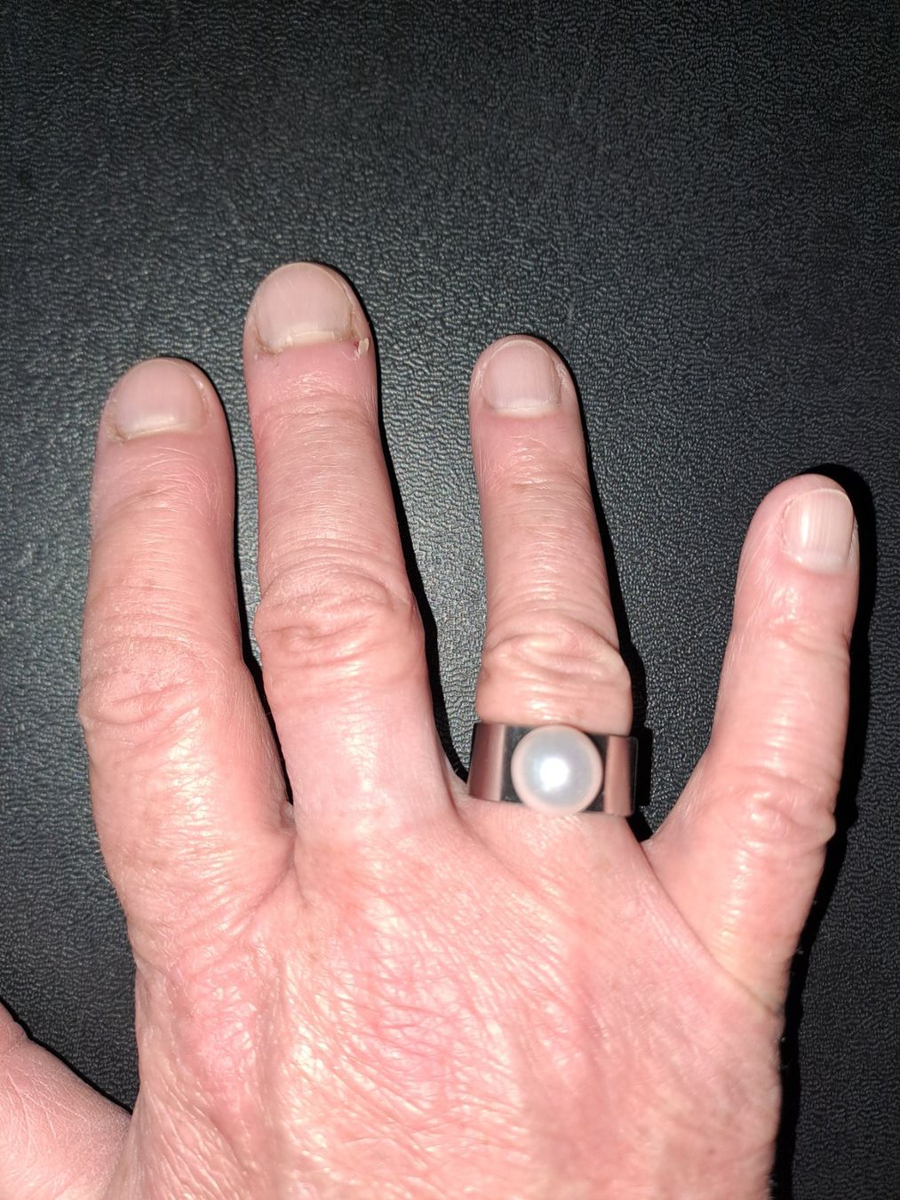 Bagues: Edelstahlring mit echter Perle, Grösse 57 – D'occasion à Belp par bea_2752
