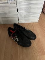 Off-White Sneaker Gr. 43