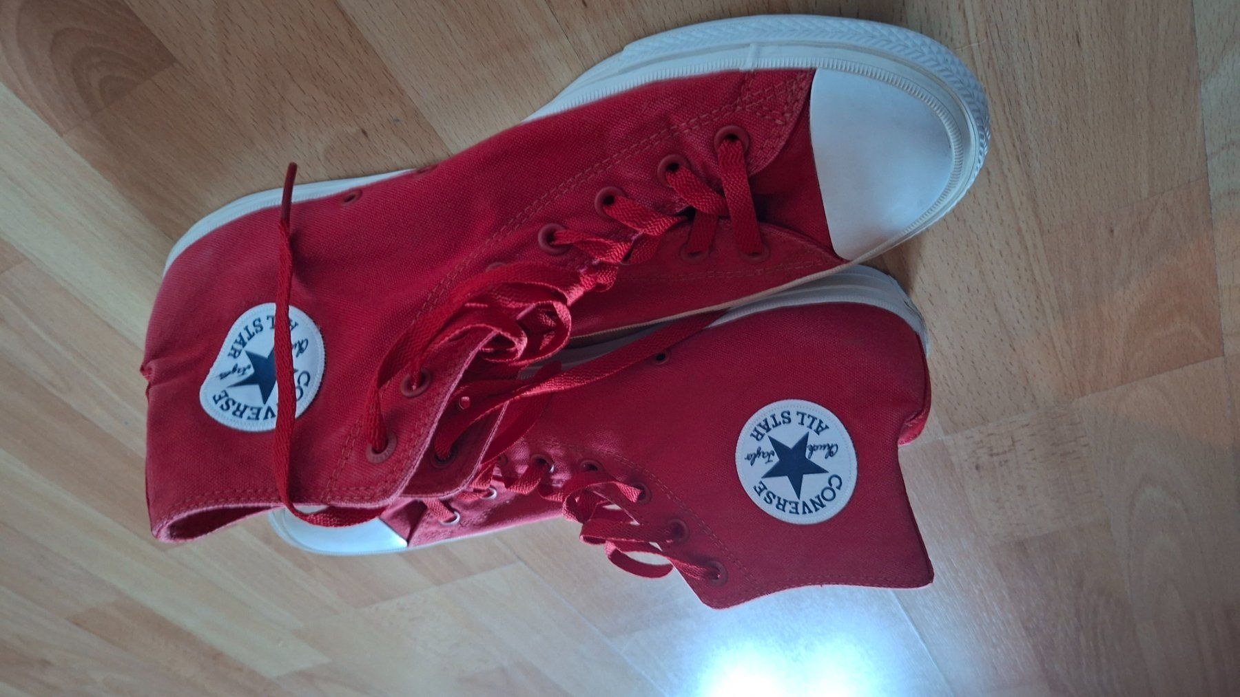 Converse Scarpe da uomo: Converse Rot neu / Grösse 46.5 – Usato da Kriegstetten venduto da vsp_9gwr 1