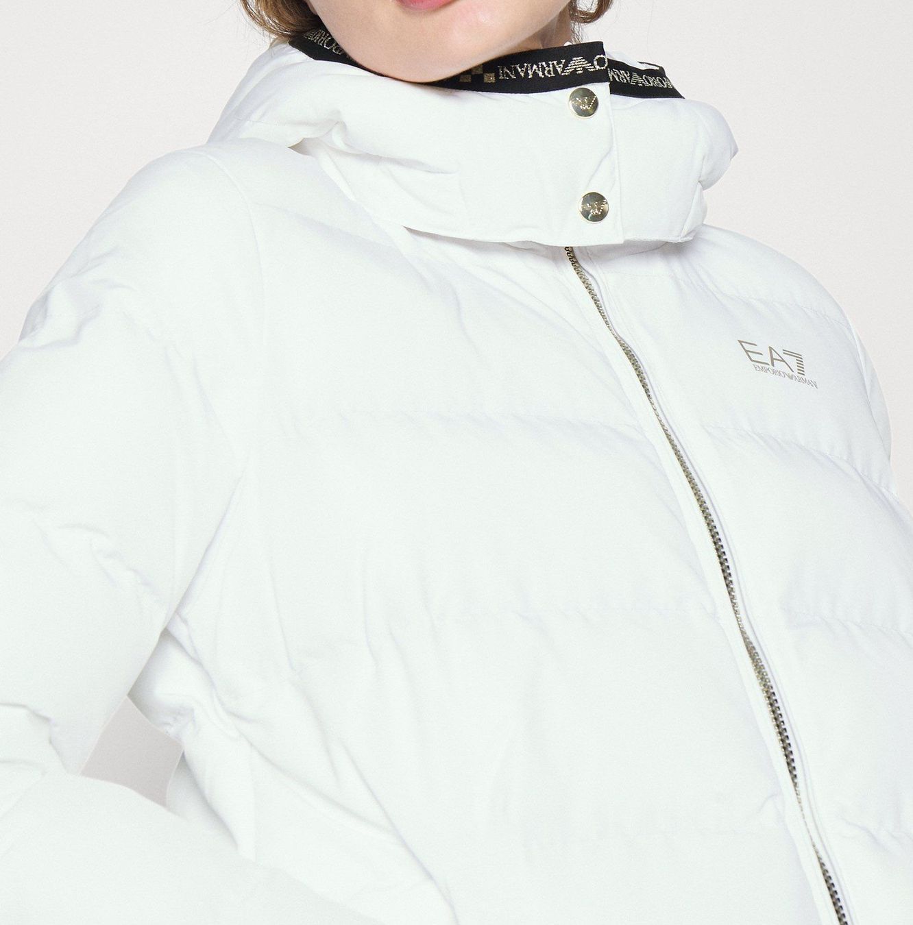 Giacche: EA7 Damen Winterjacke weiss, Gr. M, L oder XL statt 350.- – Nuovo e nell'imballaggio originale da Turbenthal venduto da Pinkerton72 6
