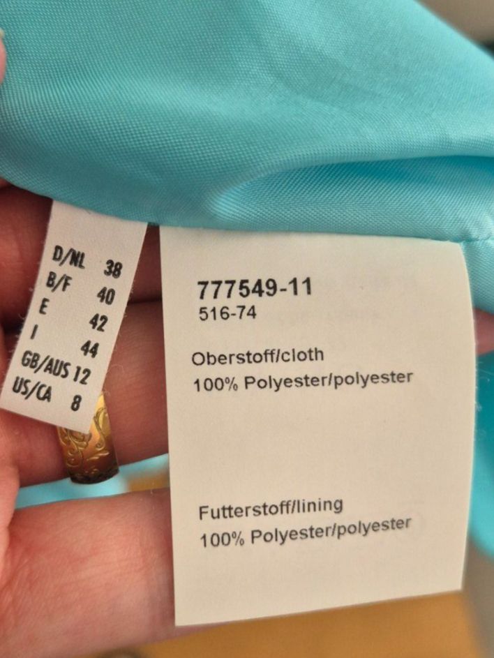 Robes: Trägerloses Cocktailkleid von Swing – D'occasion à Dürrenäsch par Tina_2023 2