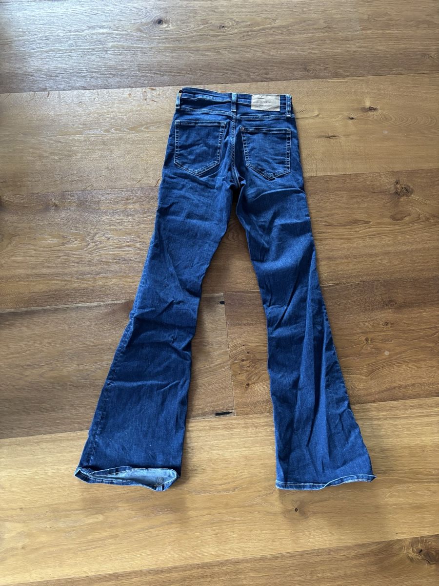 H&M Pantaloni: Denim Jeanshose – Usato da Seewen venduto da dvh05 1