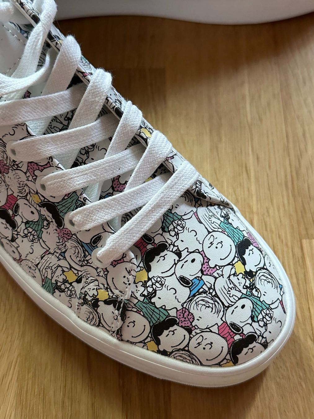 Pull&Bear Scarpe da uomo: Pull&Bear Sneakers Peanuts / Snoopy neu + ungetragen! Gr.40 – Nuovo (secondo la descrizione) da Rizenbach venduto da triple1980 2