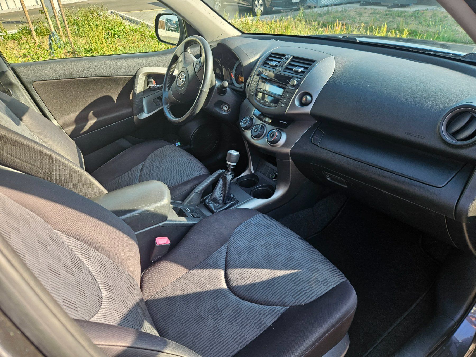 Toyota Autos: Toyota RAV4 2.0 benzin 4x4 SUV – Gebraucht aus Däniken SO von Schild1990 4