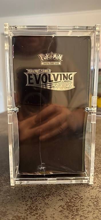 Pokémon Carte collezionabili: Evolving Skies Elite Trainer Box [SEGV] – Nuovo e nell'imballaggio originale da Penthaz venduto da Loupuce 3