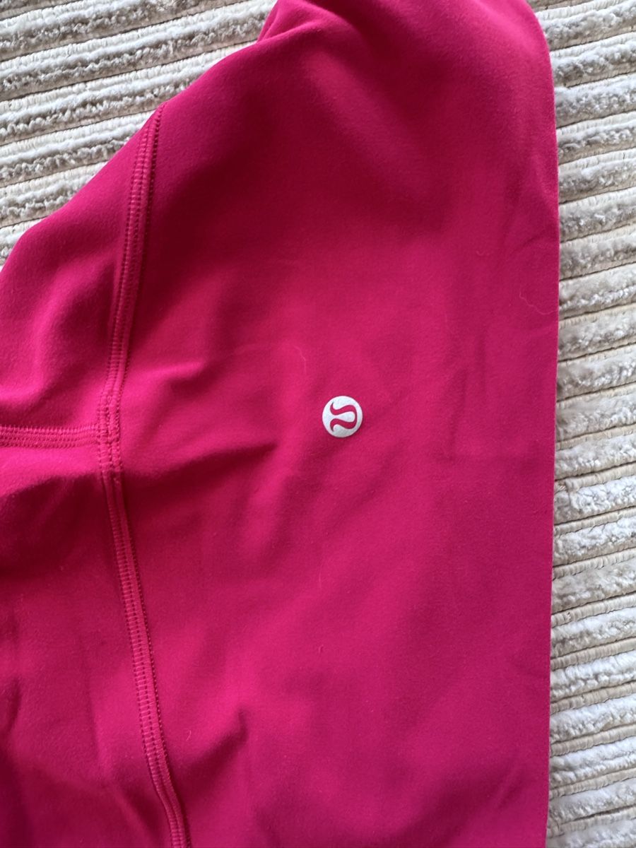 Lululemon Leggings: Lululemon Legging Grösse 6 – Usato da Horw venduto da miminelly 1