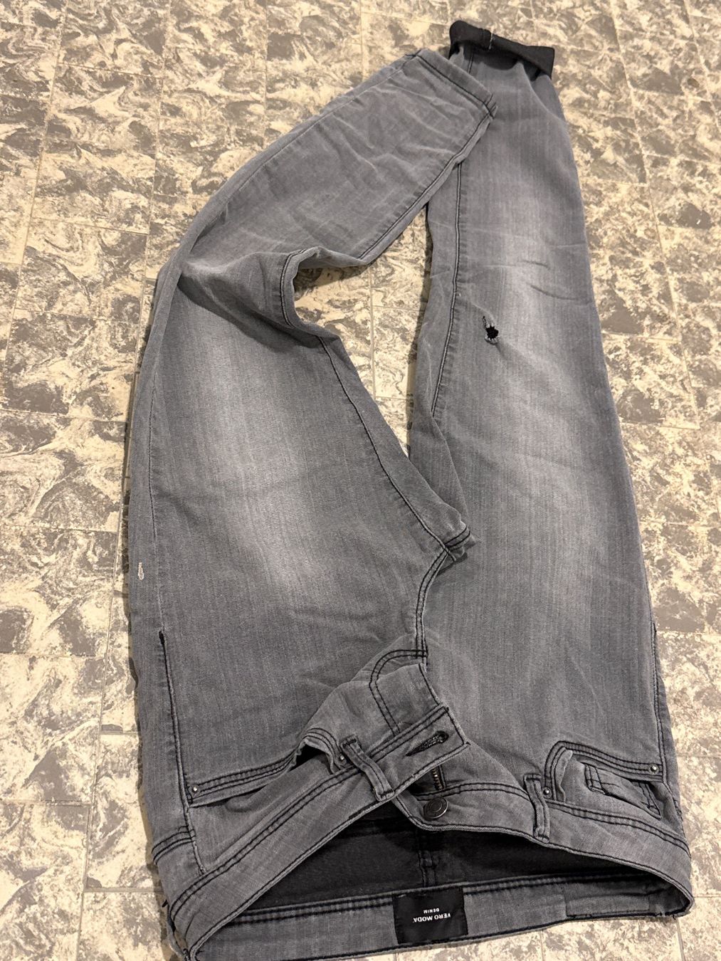 Vero Moda Jeans: ONLY Damen Jeans  ca.M – Usato da Amriswil venduto da used2use 2