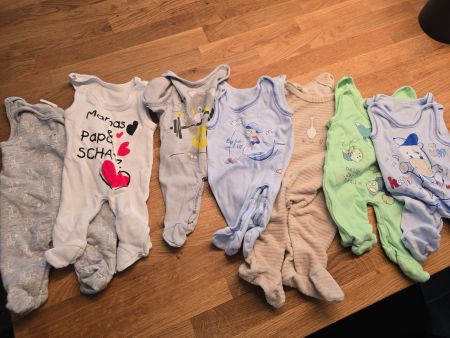Baby Kurzarmstrampler Grösse 50