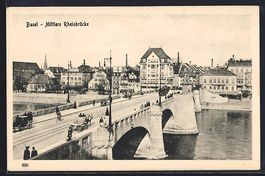 Basel, Mittlere Rheinbrücke mit Strasse