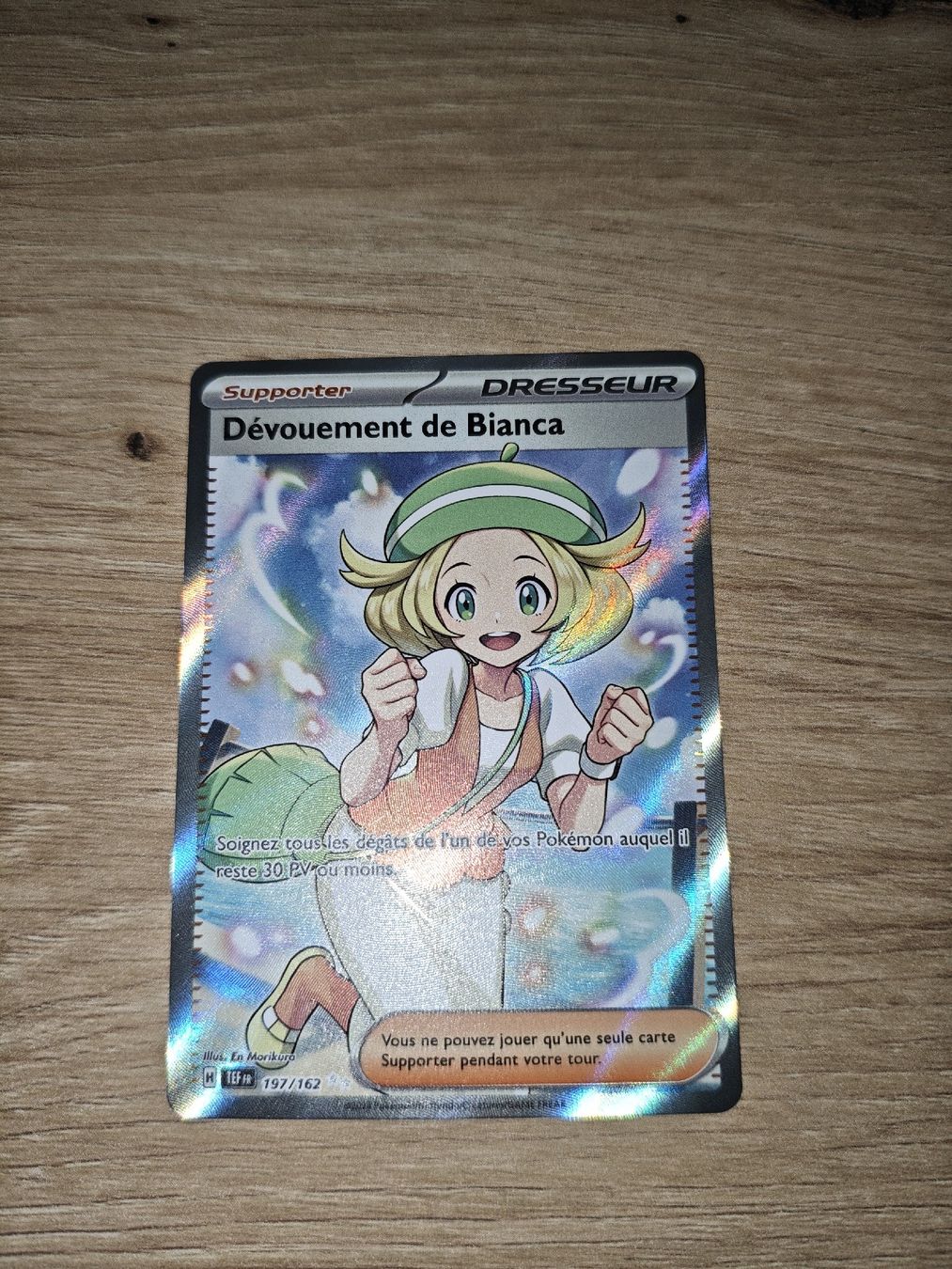Pokémon Carte collezionabili: Dévouement de Bianca Full Art FR 197/162 – Nuovo e nell'imballaggio originale da Develier venduto da Ant_ckl5