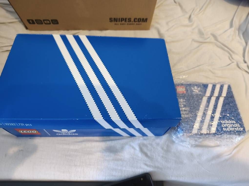 Kit di costruzioni: Lego Adidas original schwarz +weiss – Usato da Frenkendorf venduto da bor_b9cl 1