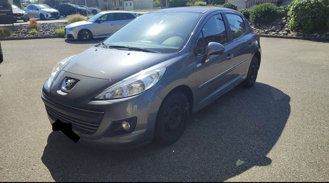 Peugeot Autos: Peugot 207 Millesim 200 – Gebraucht aus Ruswil von sara070