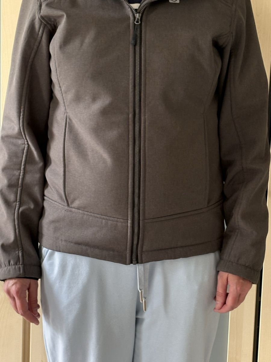Trevolution Giacche: Damen Softshell Jacke grau gefüttert Grösse 38 – Usato da Susten venduto da Bieny 3