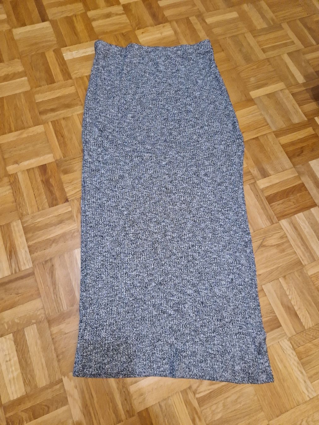 Jupes: Grey skirt - size M – D'occasion à Allschwil par IreneTu 3