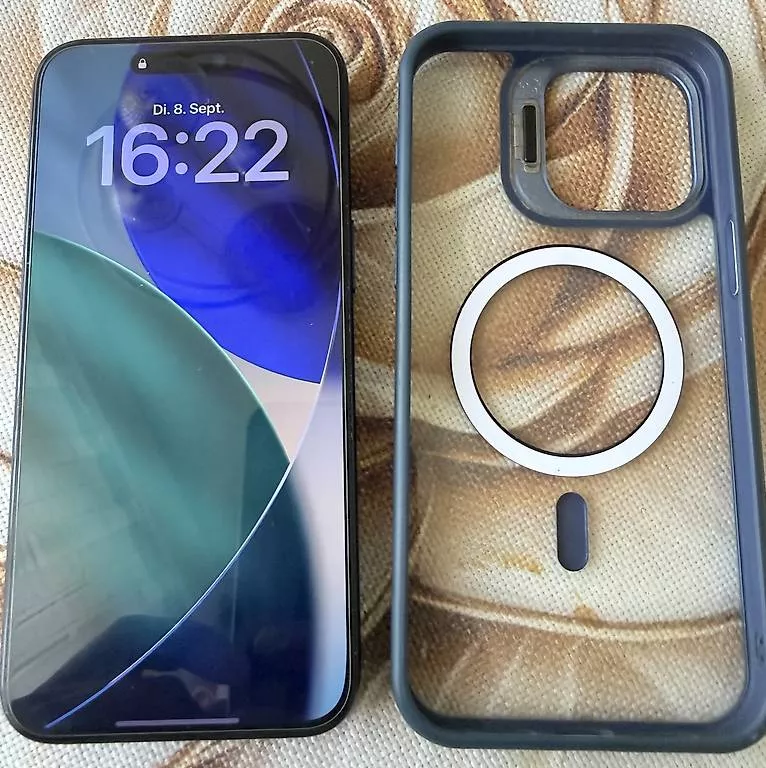 Telefoni cellulari / Smartphones: iPhone 15 Pro Max 256 gb  – Usato da Wohlen AG venduto da ita_29xh 1