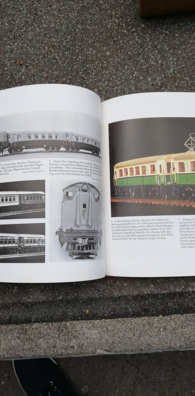 Märklin Modellini di ferrovie: Buch: 100 Jahre Modelleisenbahnen – Usato da Thun venduto da Matthias72 8