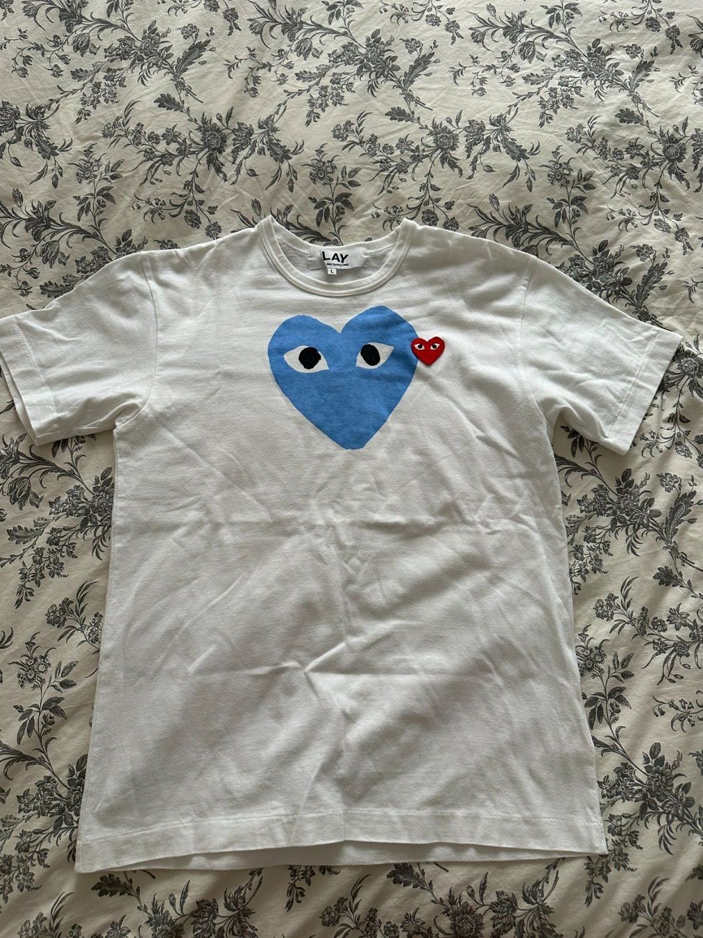 Comme Des Garcons T-shirt: T-Shirt CDG Play L – Usato da Lausanne venduto da PeixotoBruno