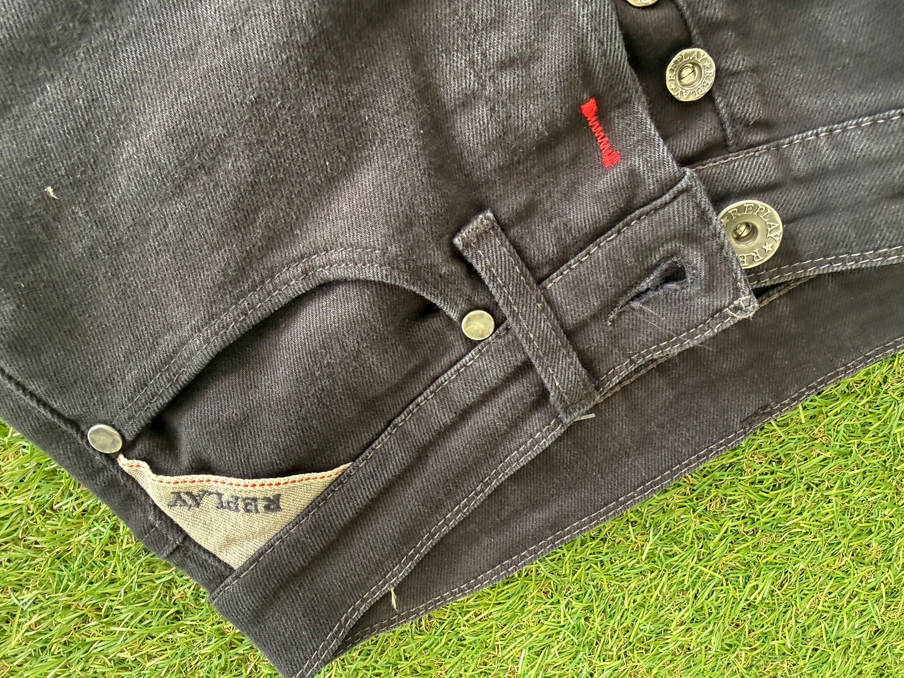 Replay Jeans: Jeans von Replay W28L32 – Gebraucht aus St. Gallen von Emifrei 8