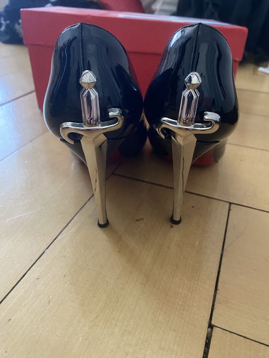 Scarpe da donna: Dagger High Heels – Nuovo (secondo la descrizione) da Zürich venduto da mar_zn2k