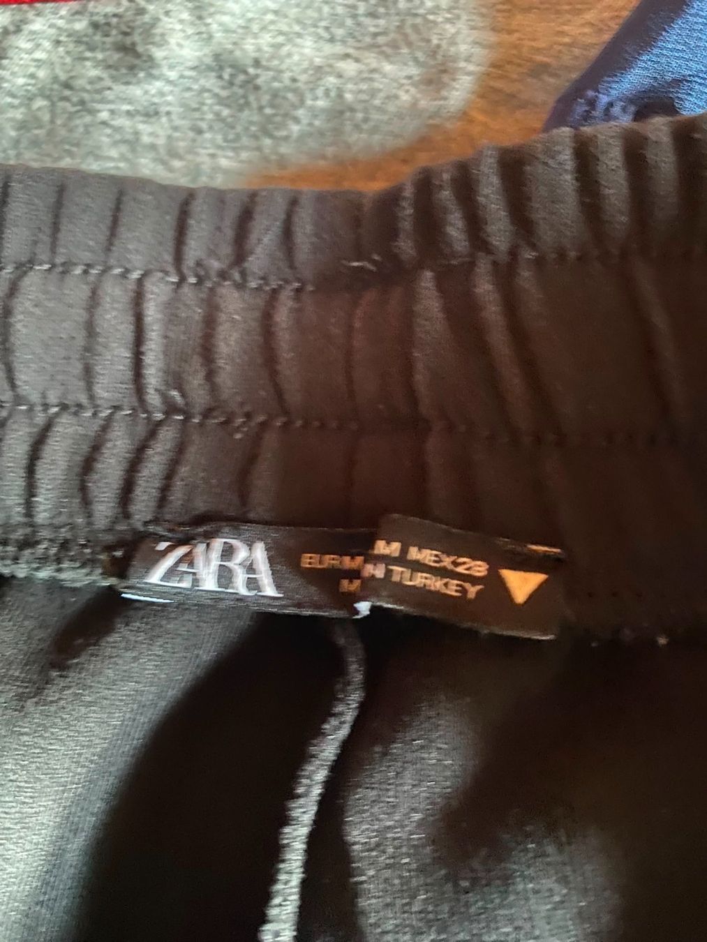 Lotti di vestiti: 13-teiliges Damen-/Mädchenpaket Gr. S – Usato da Röschenz venduto da Tashroal 8
