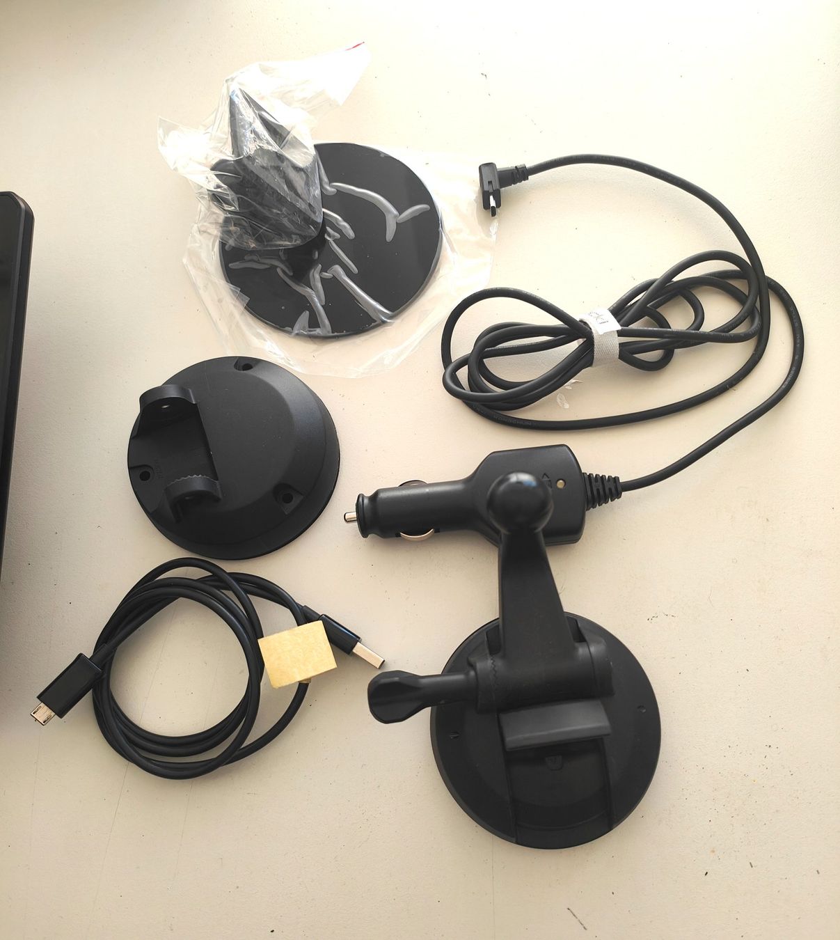Garmin Navigatori: Garmin Camper 890 – Usato da Tuggen venduto da Skip13 4