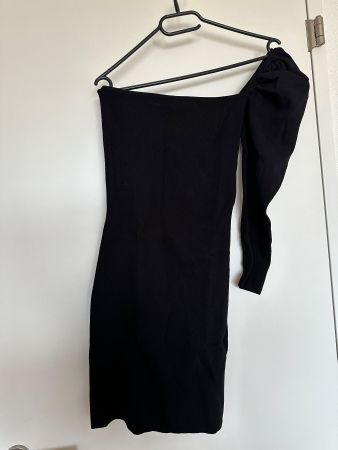 Mango Damenkleid Etui - schwarz & One-shoulder - NEU!