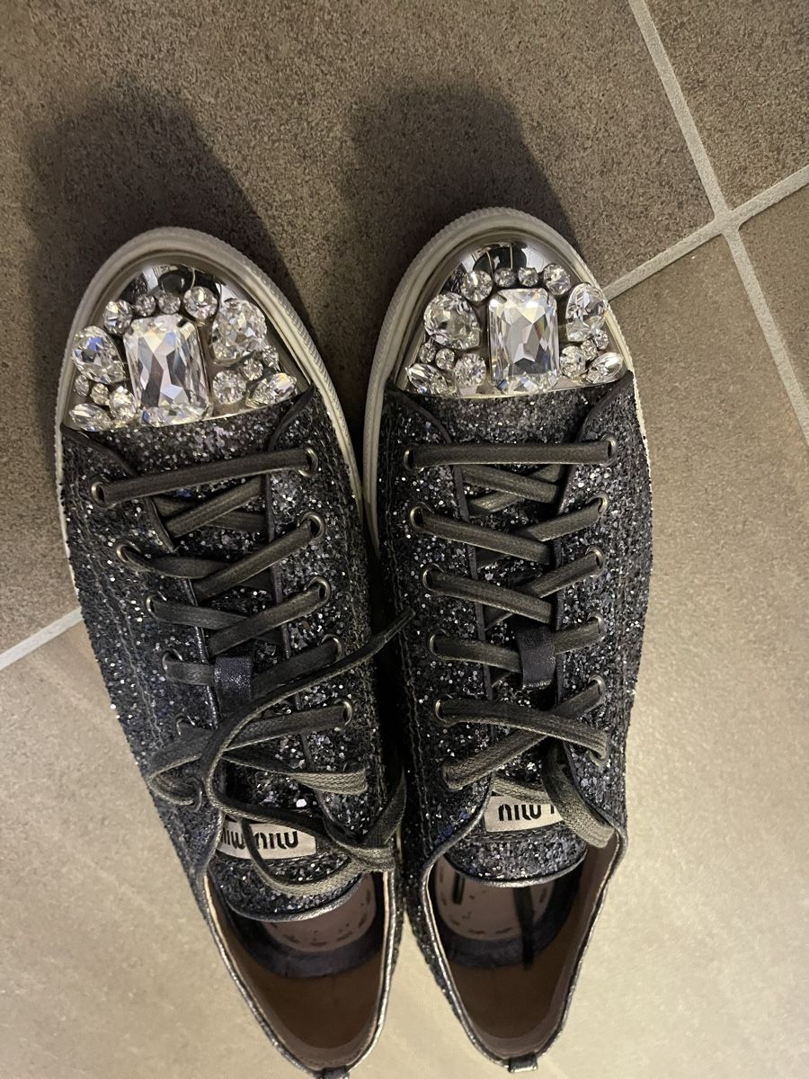 Miu Miu Scarpe da donna: Originale Miu Miu Sneakers – Usato da Schönenwerd venduto da miami_girl91 1