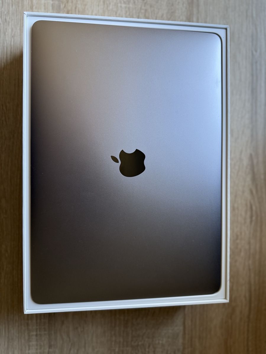 Apple Notebooks: MacBook Pro 13-inch 2018 Intel Core i5 16GB RAM – Gebraucht aus Eiken von Scrumhalf 3