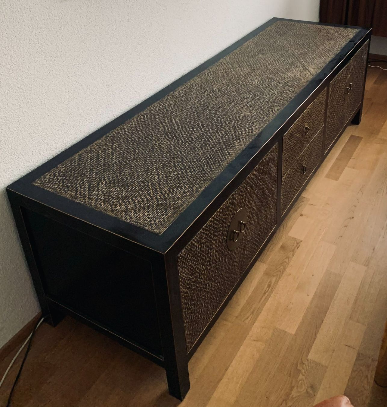 Büffets: Vintage Sideboard/Kommode aus Asien – Gebraucht aus Sursee von Pierre-Emerick 1
