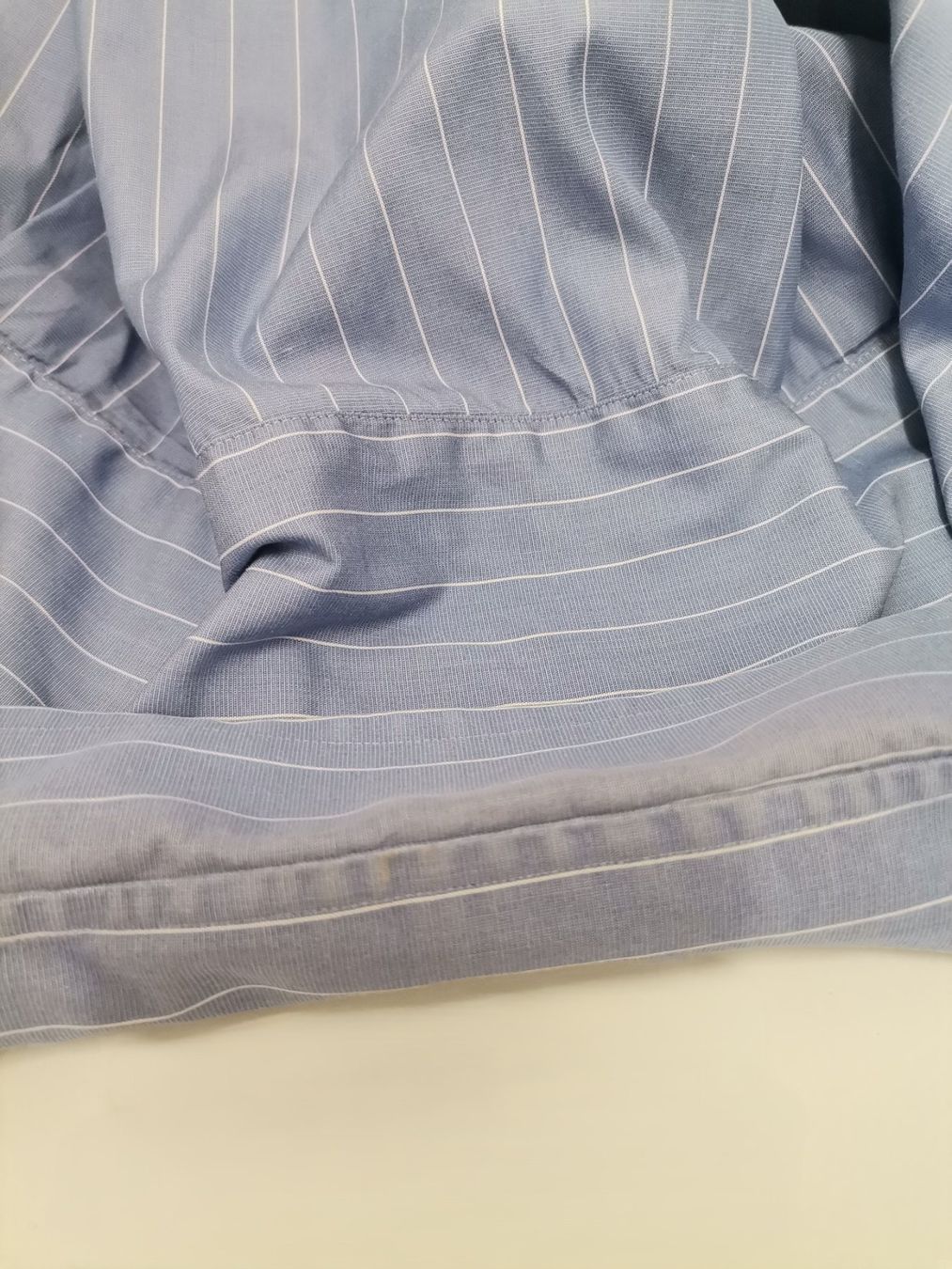 Strellson Chemises: STRELLSON Herrenhemd blau/weiß gestreift Gr.44 – D'occasion à Schaffhausen par Restwert_SH 5