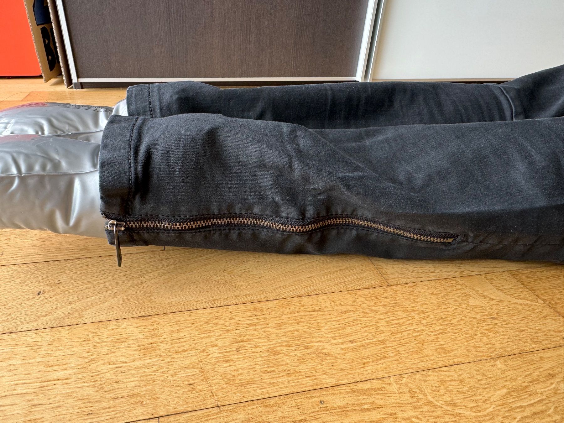 Luisa Cerano Pantaloni: Luisa Cerano Hose size 36 – Usato da Münchenstein venduto da ArleneLM 4