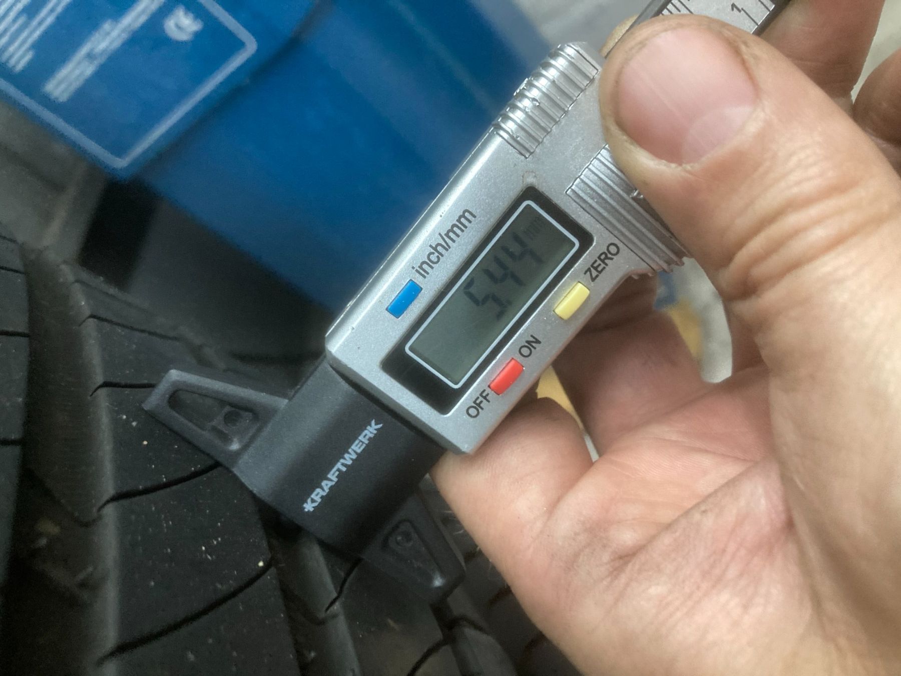 Michelin Pneus & Kompletträder: 225/45R17 Michelin Sommerpneu – Gebraucht aus Cham von Cham6332 5