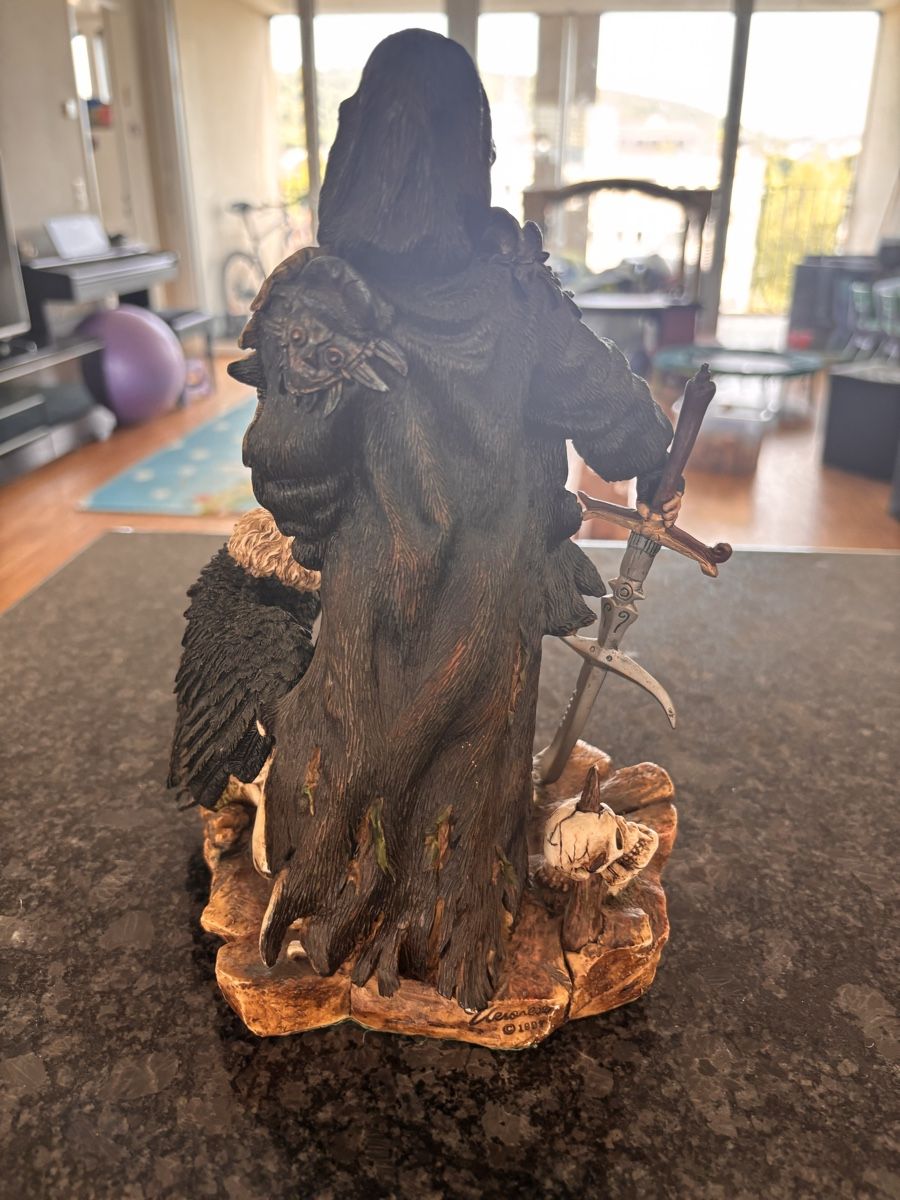 Figuren: Veronese 1997 Barbarin mit Geier – Gebraucht aus Zürich von ne0phis 1
