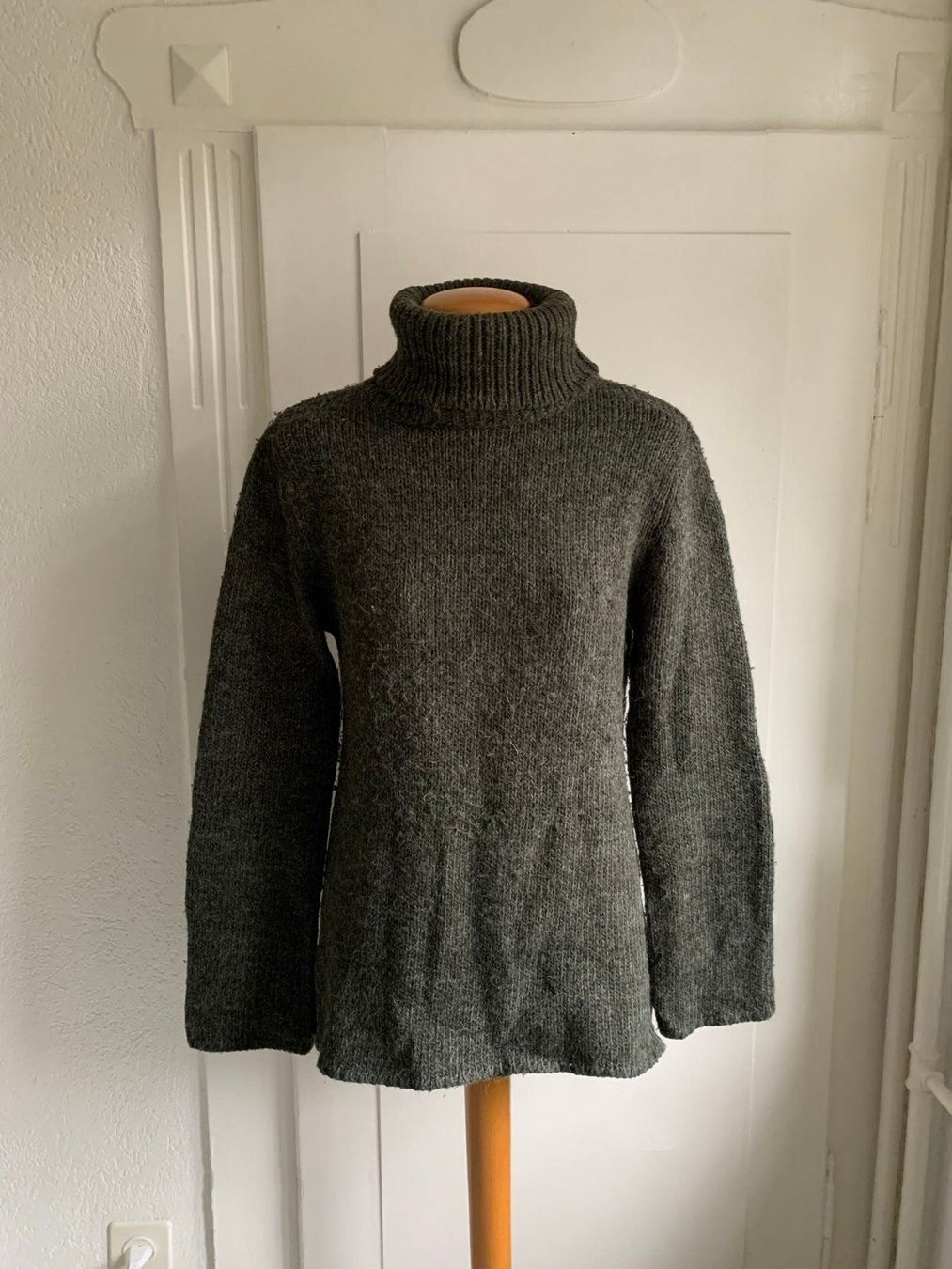 Pullover & Sweatshirts: IMPULS - Strickpullover grau L – Gebraucht aus Zürich von Diazaio