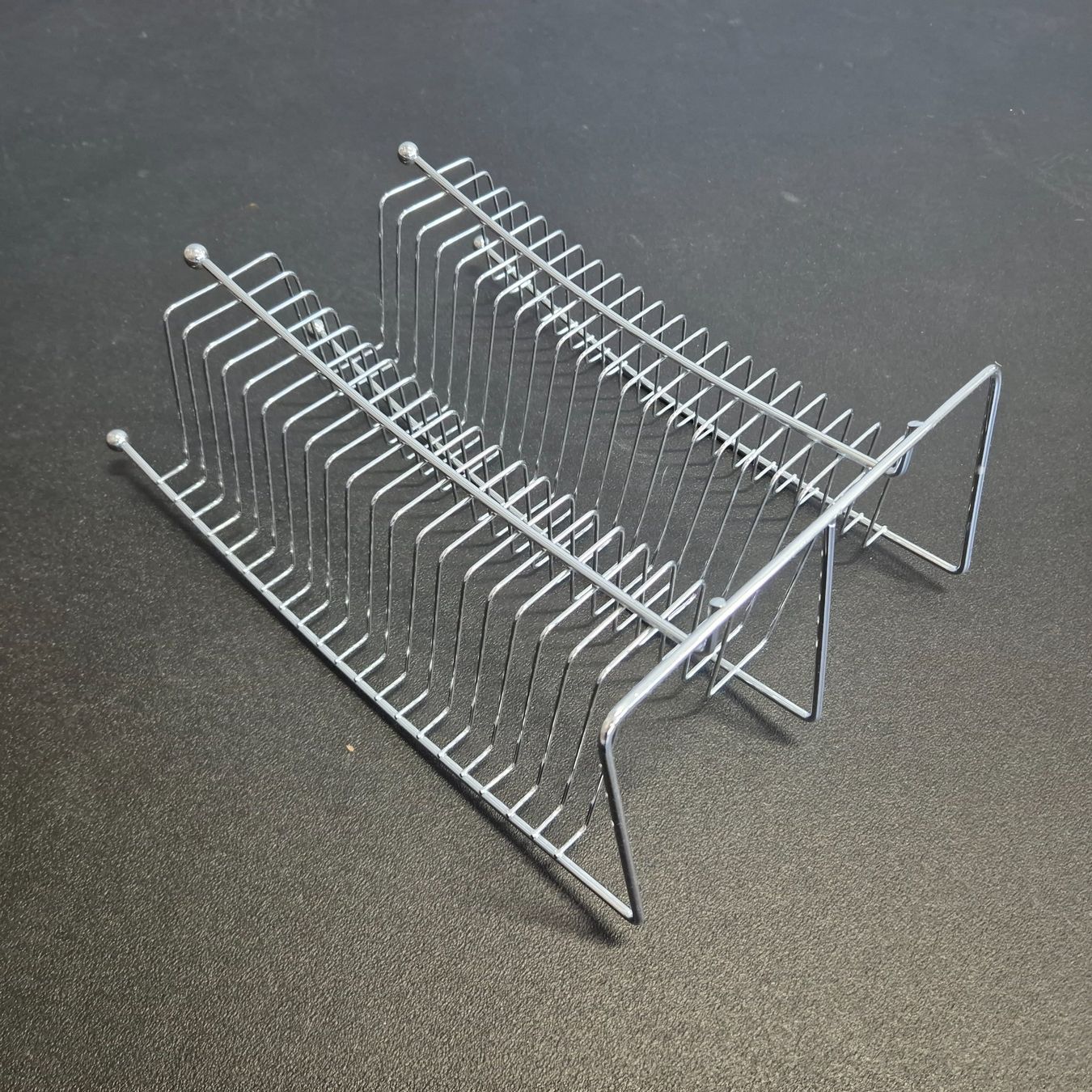 Scaffali: CD-Ständer CD-Regal Metall Chrom Tisch- Regal 40 CD – Usato da Nottwil venduto da Wondewa-Shop 6
