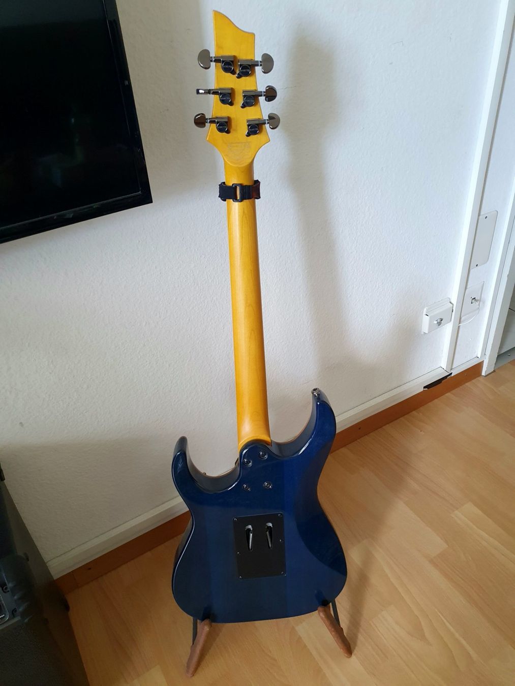 Schecter Strumenti musicali: SCHECTER Banshee Extreme 6 FR - Ocean Blue Burst – Usato da Buchs SG venduto da Eko4444 6
