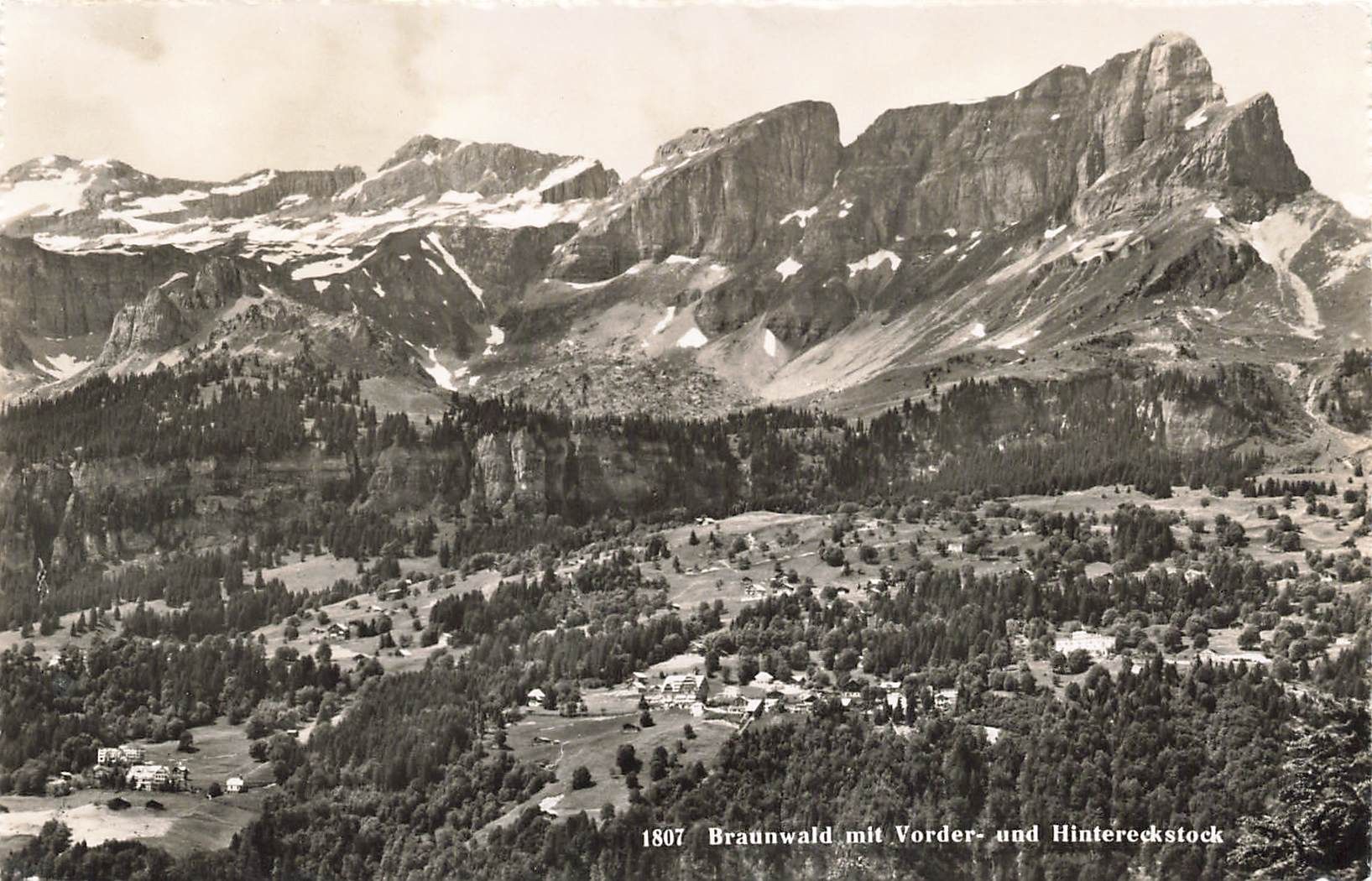 Cartoline postali: Braunwald (GL) Panorama mit Vorder und Hinter Eggstock – Usato da Biasca venduto da Blenio71