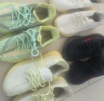 Lot de 4 paires de baskets Adidas Yeezy, état  comme neuf 