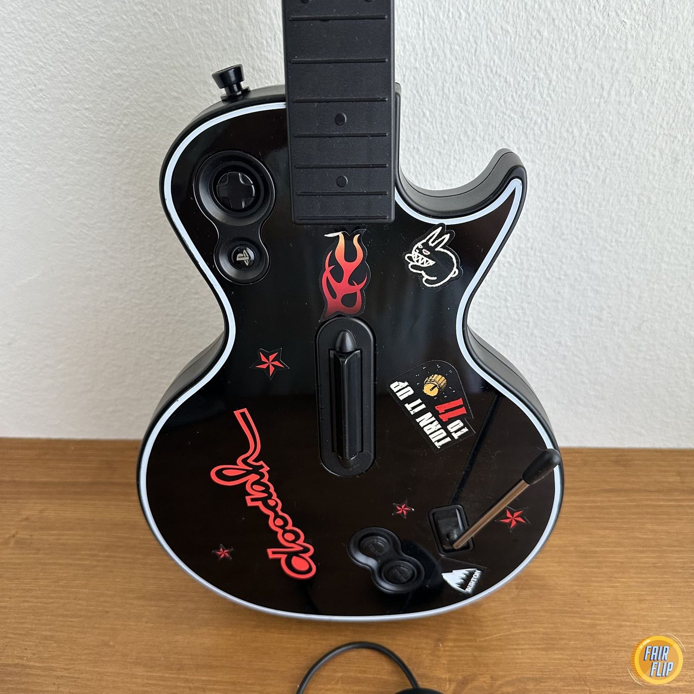 Giochi: PS3 Guitar Hero Controller Gibson Les Paul mit Dongle – Usato da Luzern venduto da fairflip 1
